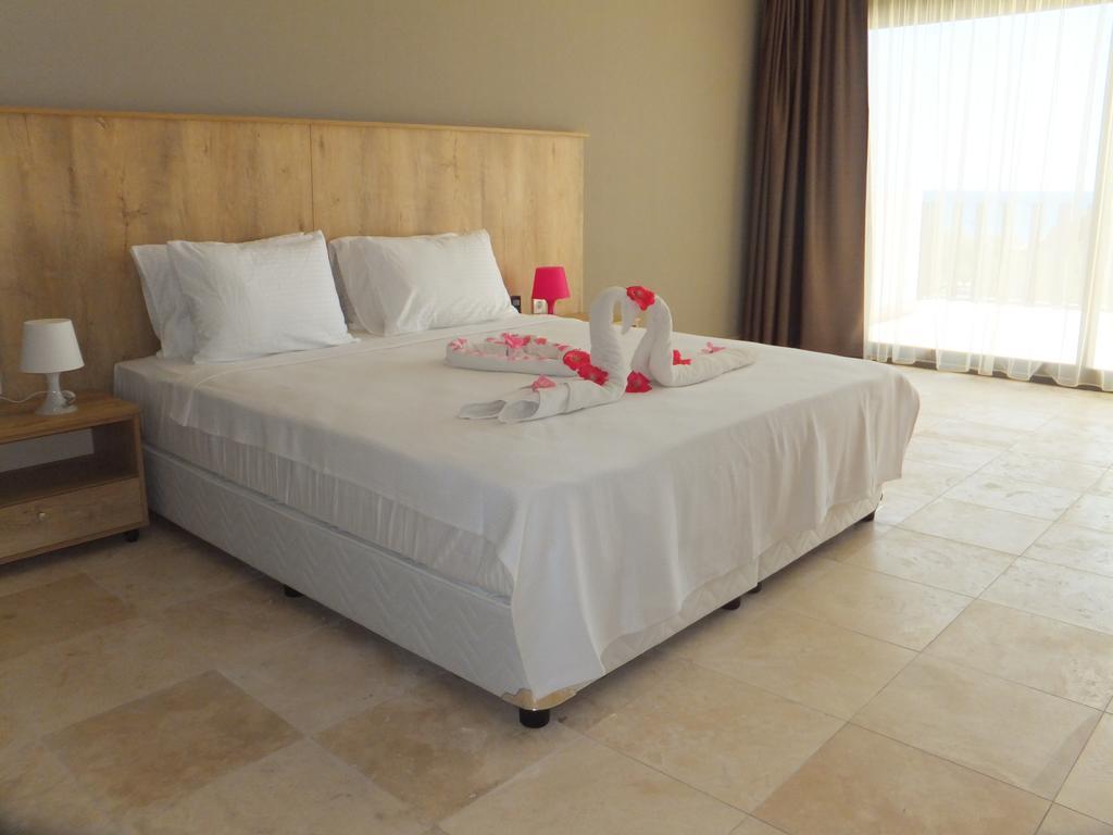 Aytas Hotel Ayvalı Exteriör bild