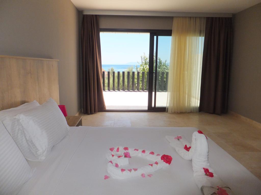 Aytas Hotel Ayvalı Exteriör bild