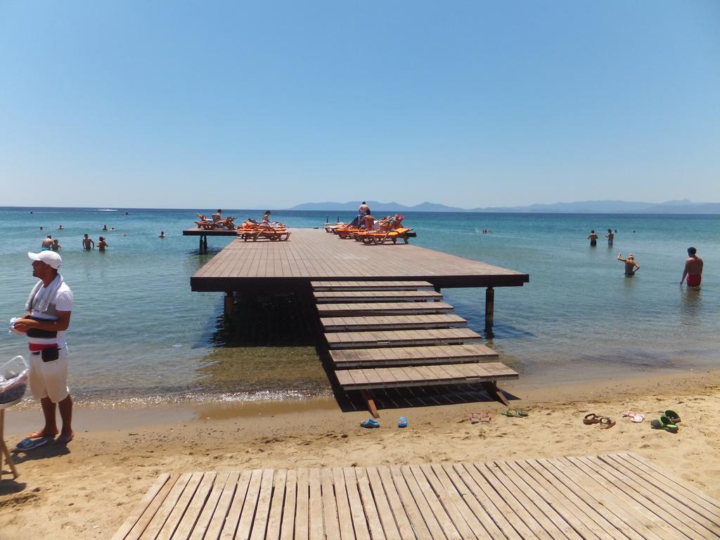 Aytas Hotel Ayvalı Exteriör bild