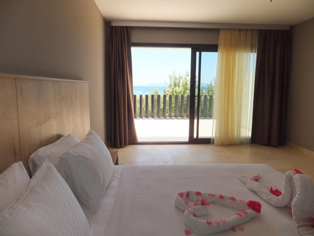 Aytas Hotel Ayvalı Exteriör bild