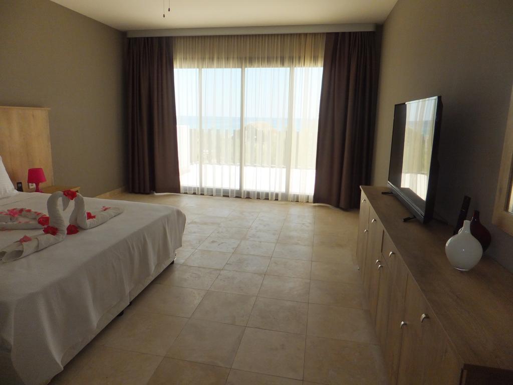 Aytas Hotel Ayvalı Exteriör bild
